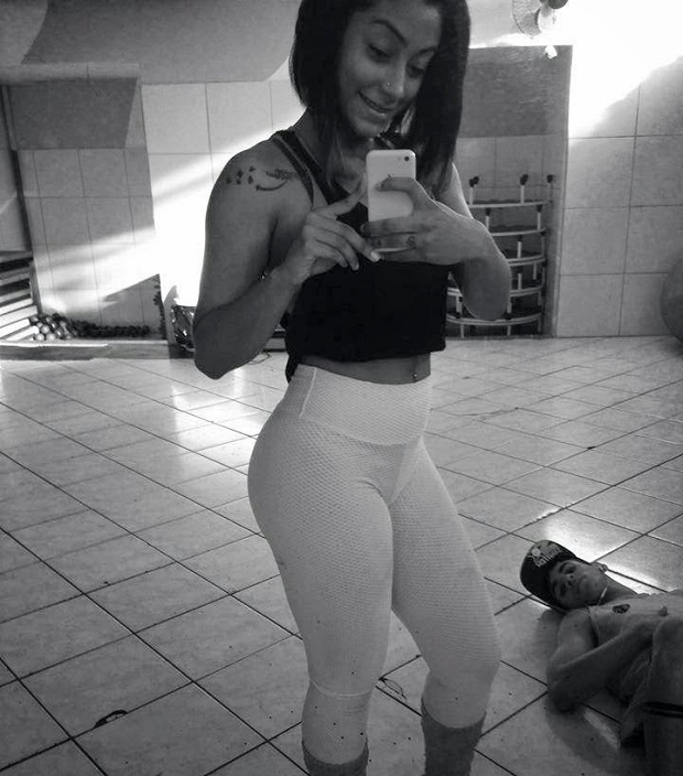 Fotos da Paloma Carvalho que caiu na net e no facebook (13)