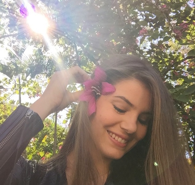 Fotos da modelo Camila Queiroz a Angel na Novela Verdades Secretas (1)