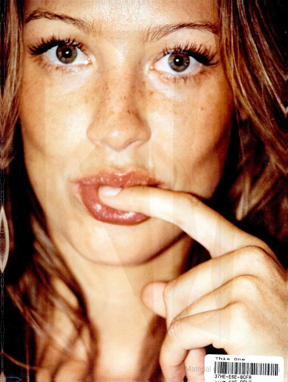 Atriz Luana Piovani semi nua na Revista Trip de 2002 (3)